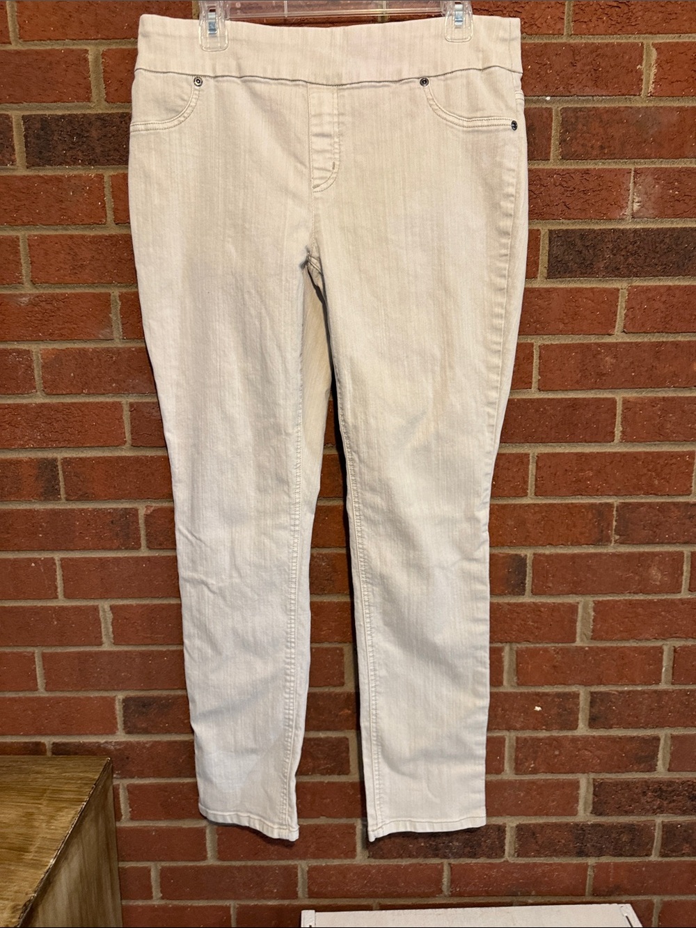 Chico's Pull-On Skinny Jeggings Jeans Style